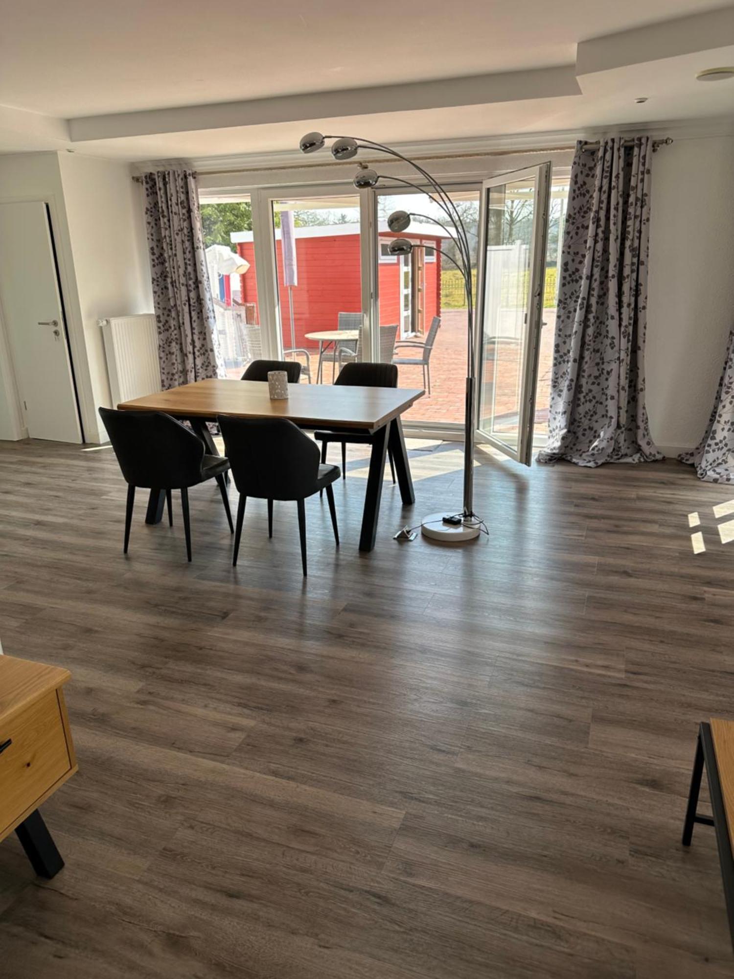 Ferienwohnung Christine Jever Luaran gambar